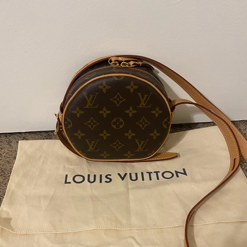 Louis Vuitton Boite Chapeau Souple PM Monogram Bag
